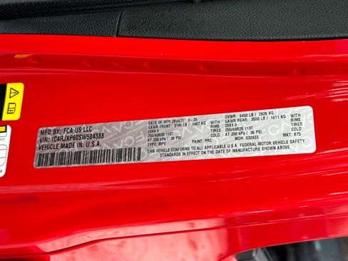 Used 2025 Jeep Wrangler Sahara w/ Safety Group image 32