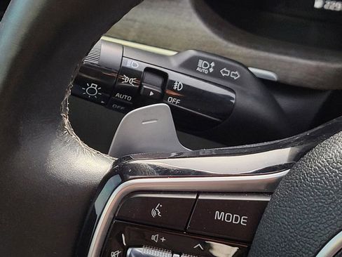 Used 2021 Kia Sorento SX Prestige image 31