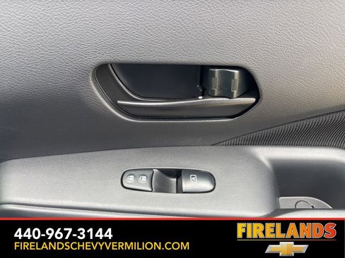 Used 2025 Nissan Kicks Play S image 26