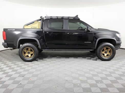 Used 2018 Chevrolet Colorado ZR2 w/ ZR2 Midnight Special Edition image 4