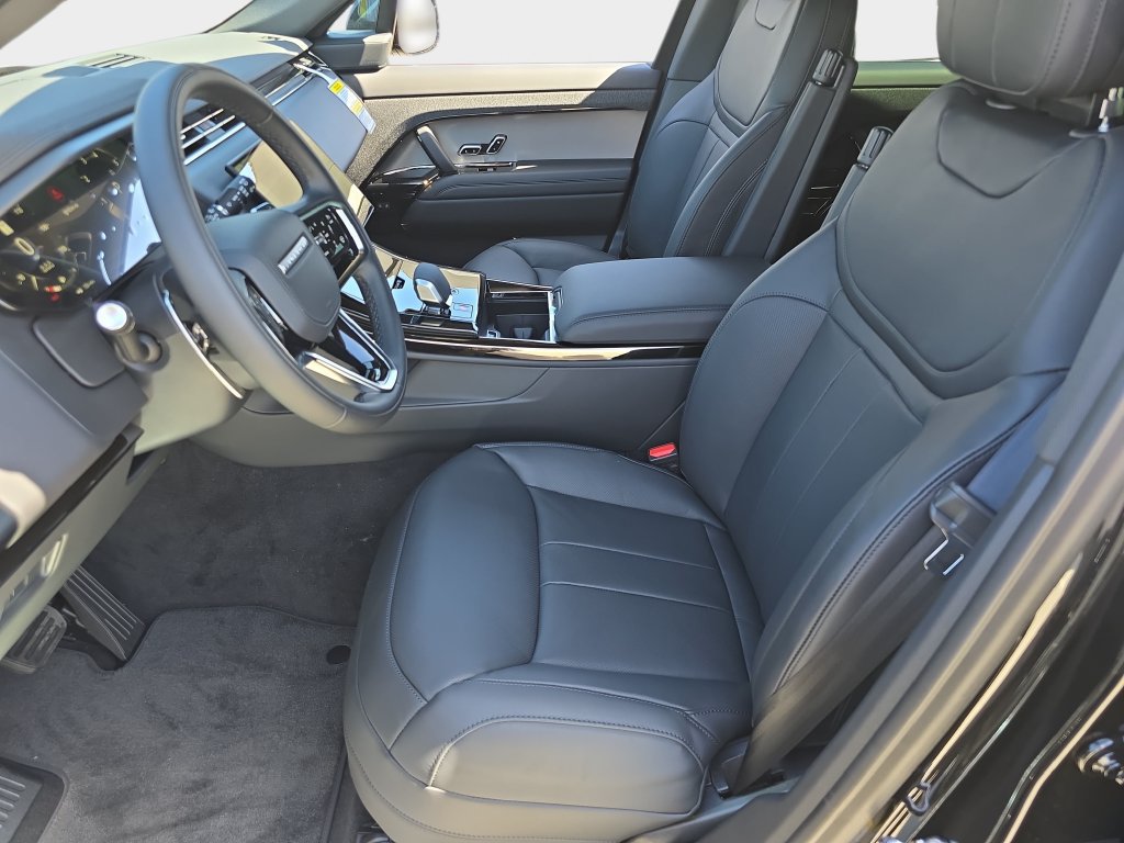 New 2027 Land Rover Range Rover Sport SE AWD/4WD image 16