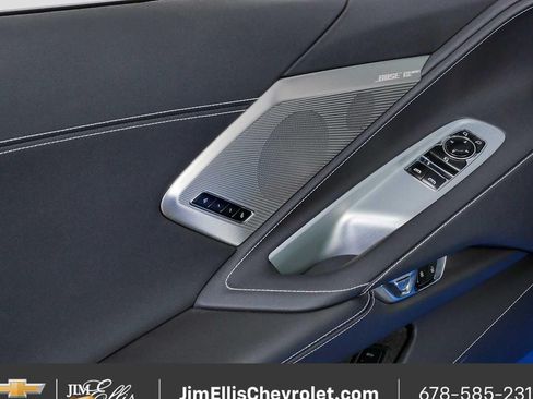 Used 2025 Chevrolet Corvette Stingray Preferred Cpe w/ 2LT RWD image 6