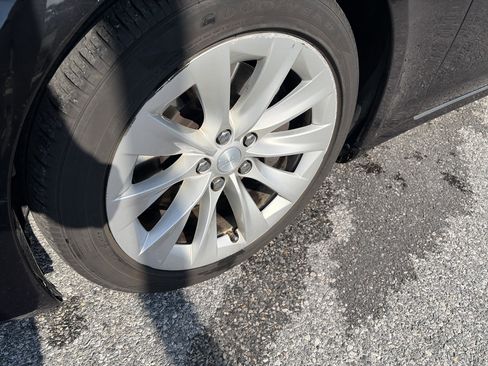 Used 2018 Tesla Model S 75D image 13