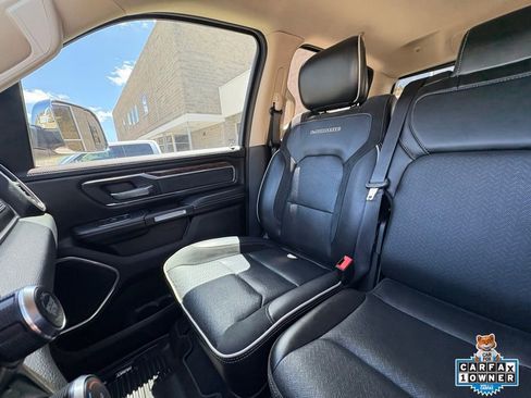 Used 2019 RAM 1500 Laramie AWD/4WD image 24