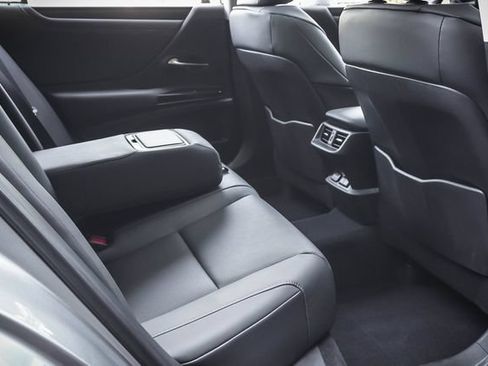 Certified 2025 Lexus ES 350 w/ Premium Package FWD image 24