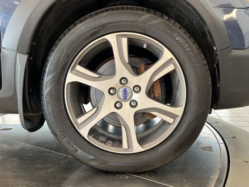 Used 2013 Volvo XC70 T6 image 40