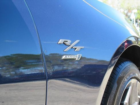 Used 2025 Dodge Charger R/T w/ Sun & Sound Package image 8