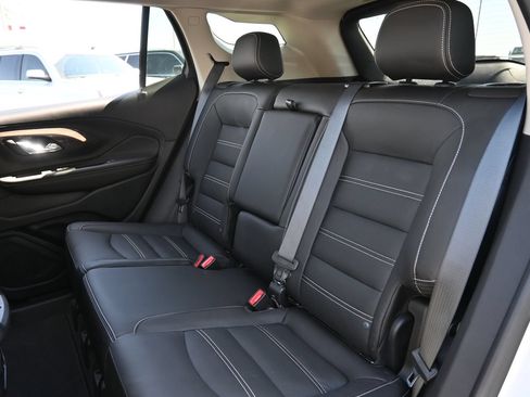 Used 2024 GMC Terrain Denali w/ Denali Premium Package AWD/4WD image 20