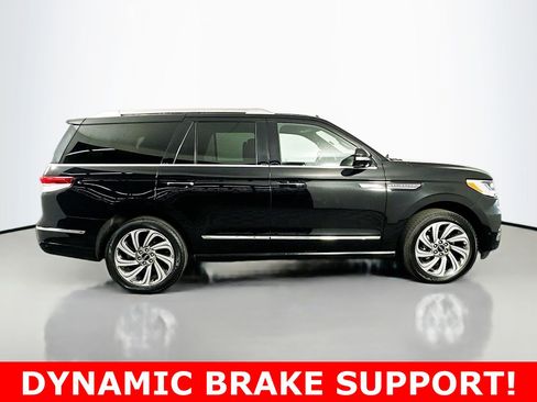 Used 2023 Lincoln Navigator Reserve AWD/4WD image 8