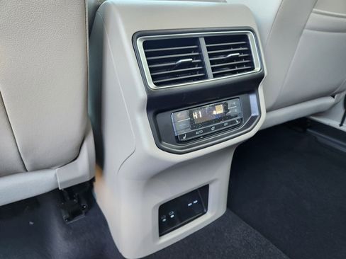 New 2026 Volkswagen Atlas SEL Premium R-Line AWD/4WD image 21