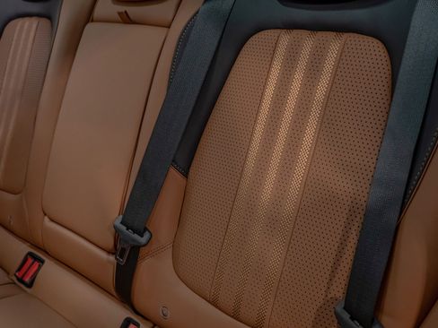 Used 2025 Aston Martin DBX 707 image 81