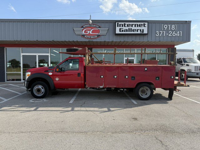 Used 2015 Ford F550 2WD Regular Cab Super Duty image 5