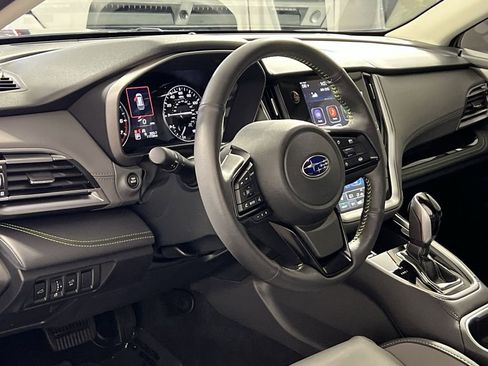 Used 2025 Subaru Outback Onyx Edition image 16