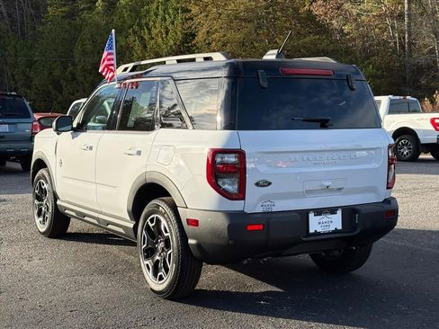 New 2025 Ford Bronco Sport Outer Banks w/ Outer Banks Tech Package+ image 5