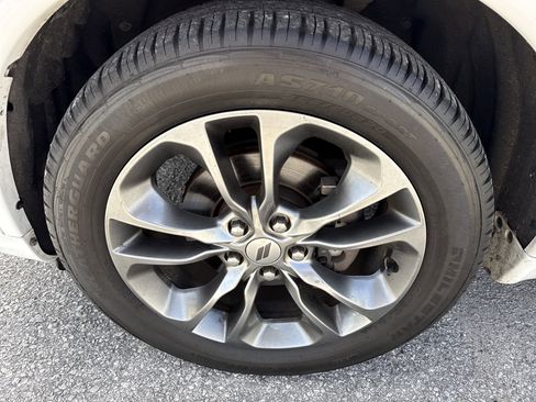 Used 2020 Dodge Durango GT image 39