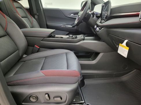 New 2026 Chevrolet Equinox RS image 16