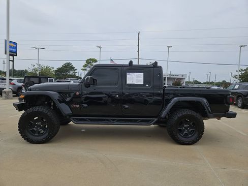 Used 2022 Jeep Gladiator Mojave w/ Cold Weather Group AWD/4WD image 4