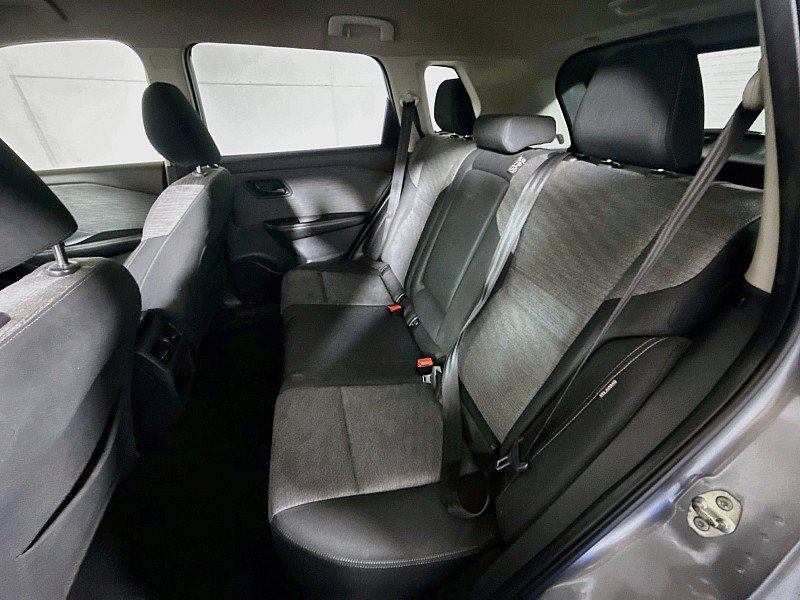 Used 2021 Nissan Rogue S FWD image 20