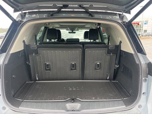 New 2026 Nissan Pathfinder Platinum w/ Cargo Package image 28