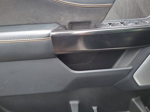 Certified 2022 Ford F150 Platinum w/ FX4 Off-Road Package image 12