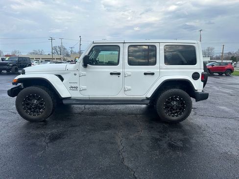 Used 2021 Jeep Wrangler Unlimited Sahara w/ Uconnect 4C Nav & Sound Group AWD/4WD image 6