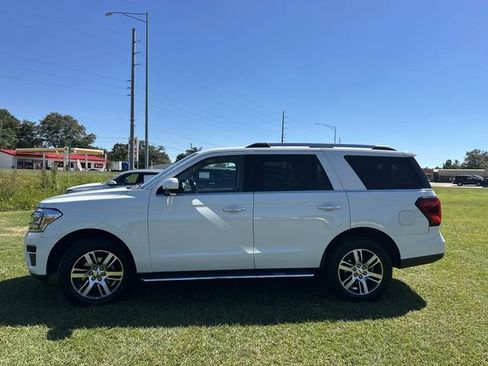 Used 2023 Ford Expedition Limited image 14