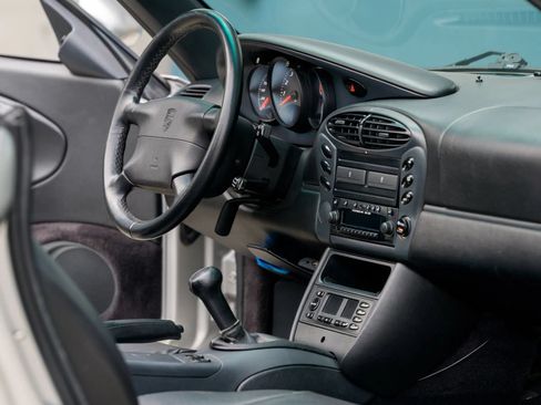 Used 1999 Porsche Boxster RWD image 21