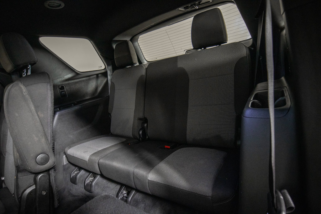 Used 2023 Chevrolet Traverse LT FWD image 13