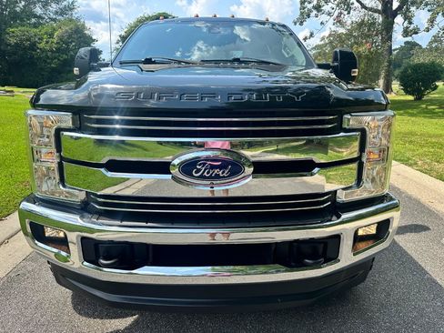 Used 2018 Ford F350 Lariat w/ Lariat Ultimate Package AWD/4WD image 2