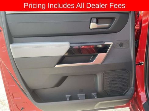 Used 2026 Toyota Tundra Limited AWD/4WD image 17