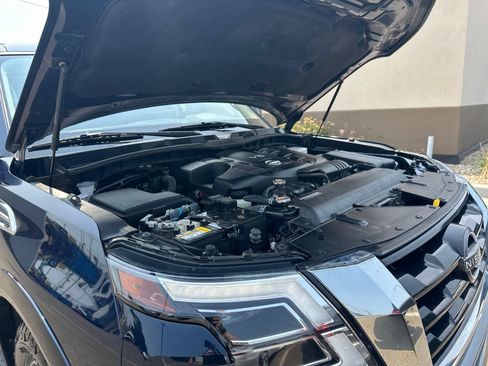 Used 2023 Nissan Armada SL w/ Cargo Package AWD/4WD image 49