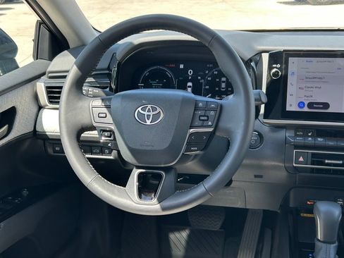 Certified 2026 Toyota Camry XLE FWD image 38