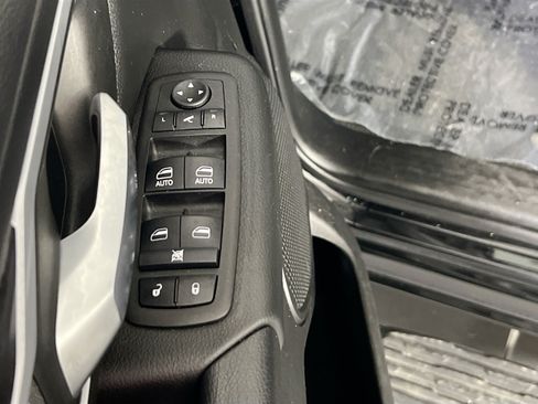 Used 2023 RAM 1500 Big Horn AWD/4WD image 17