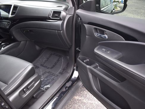 Used 2020 Honda Ridgeline RTL-E image 17