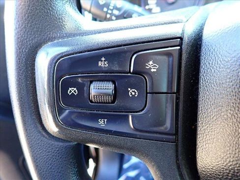Used 2022 Chevrolet Silverado 1500 Custom Trail Boss AWD/4WD image 16