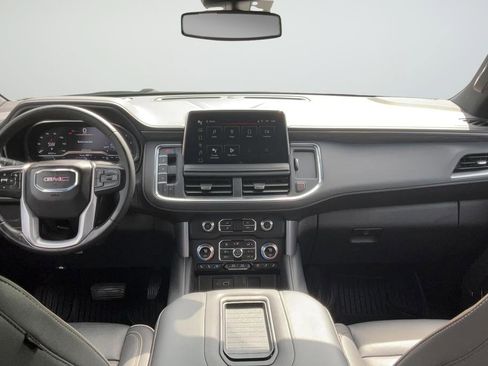 Used 2024 GMC Yukon XL SLT RWD image 12