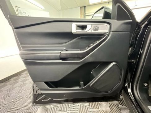 Used 2020 Ford Explorer Limited AWD/4WD image 14