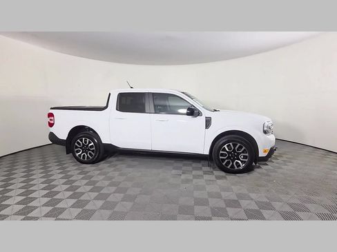 Used 2024 Ford Maverick Lariat FWD image 35