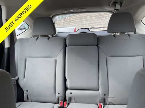 Used 2015 Honda CR-V LX image 27