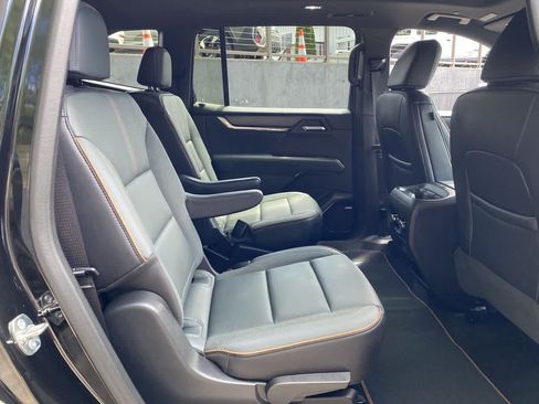 Used 2025 GMC Acadia AT4 w/ LPO, Floor Liner Package AWD/4WD image 17