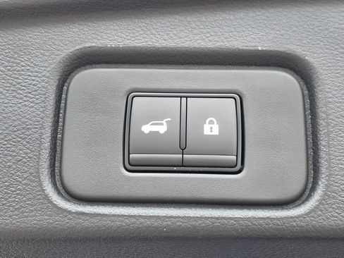 New 2026 Nissan Pathfinder SV FWD image 33