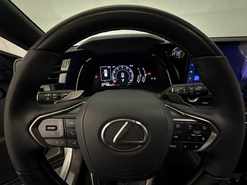 Used 2024 Lexus RX 350 Premium image 13