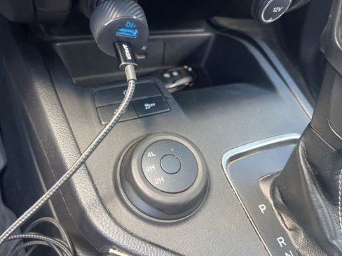 Used 2019 Ford Ranger XL w/ Equipment Group 101A Mid AWD/4WD image 6