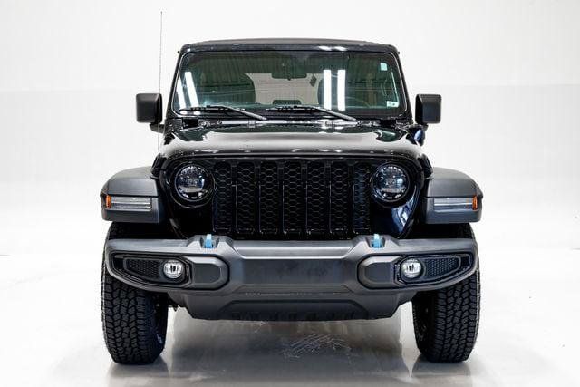 Certified 2023 Jeep Wrangler Unlimited w/ Cold Weather Group AWD/4WD image 4