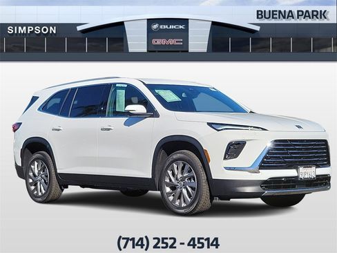 Used 2026 Buick Enclave Preferred image 1
