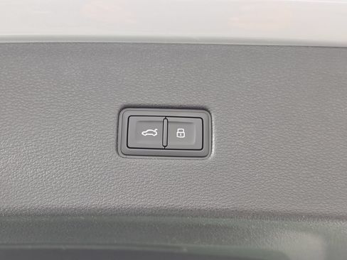 New 2026 Audi Q8 Prestige AWD/4WD image 12