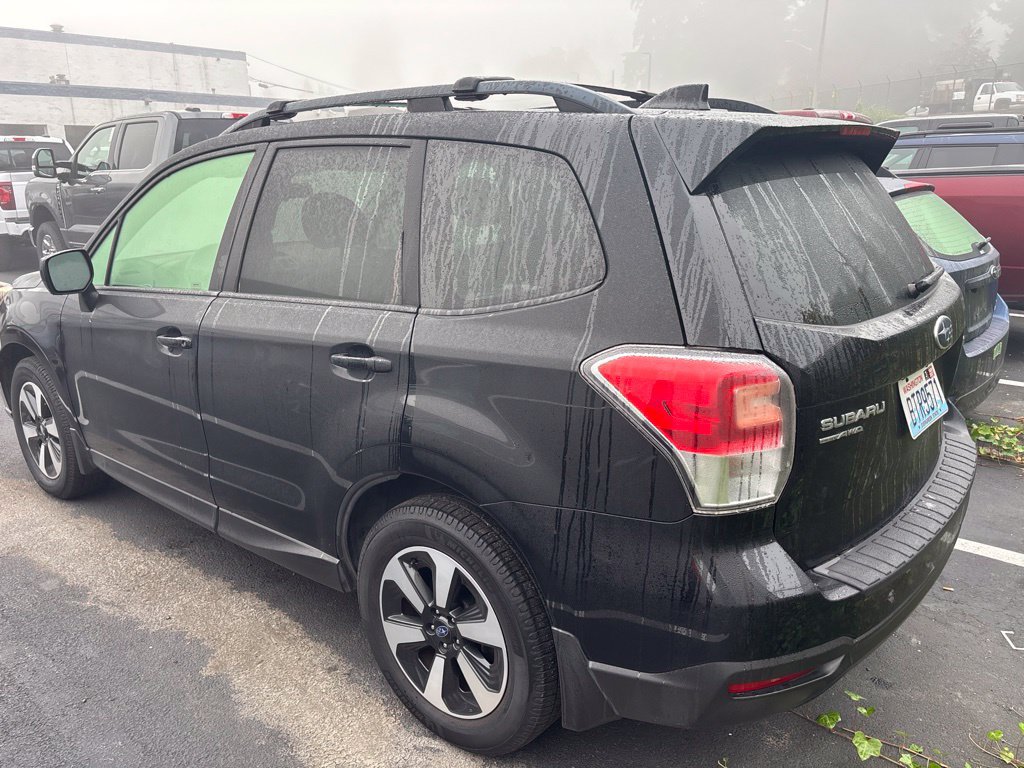 Used 2017 Subaru Forester 2.5i Premium w/ Protection Package #1 AWD/4WD image 5