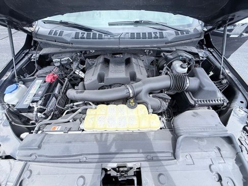 Used 2019 Ford F150 Lariat w/ Equipment Group 502A Luxury AWD/4WD image 18
