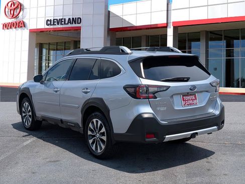 Used 2024 Subaru Outback Touring XT AWD/4WD image 5