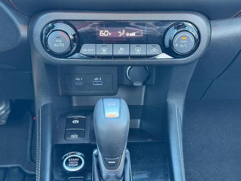 Used 2023 Nissan Kicks SR image 14